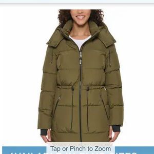 DKNY PUFFER JACKET